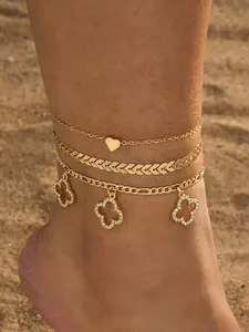 Three-Piece Summer Vacation Beach Style Chain Sweet Lucky Sparkling Hollow Clover Heart Pendant Women's Layered Anklet Set Dainty Layered Anklet