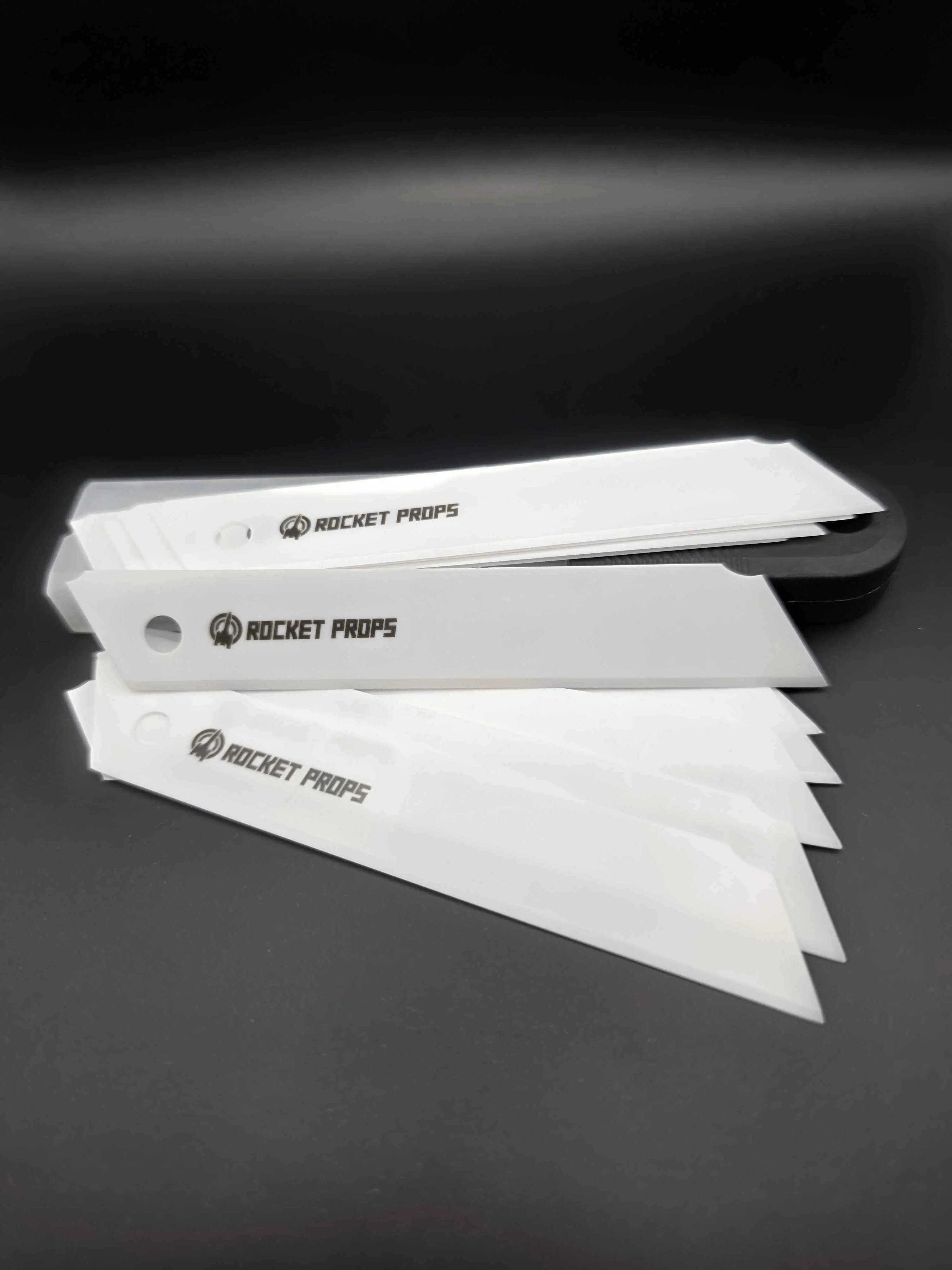 18mm Ceramic Blades (UNSCORED) 18mm Ceramic Blades (UNSCORED)