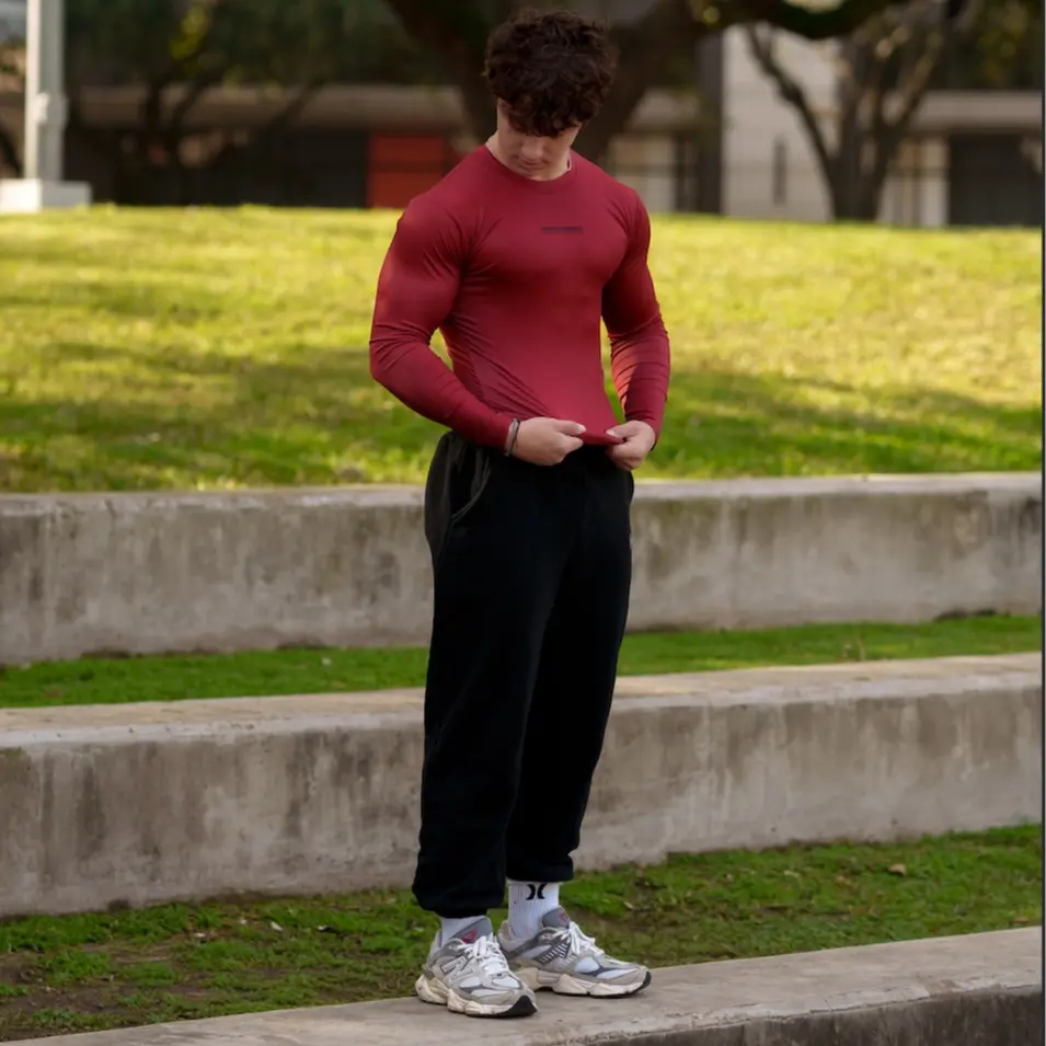 Red - Classic / Long Sleeve