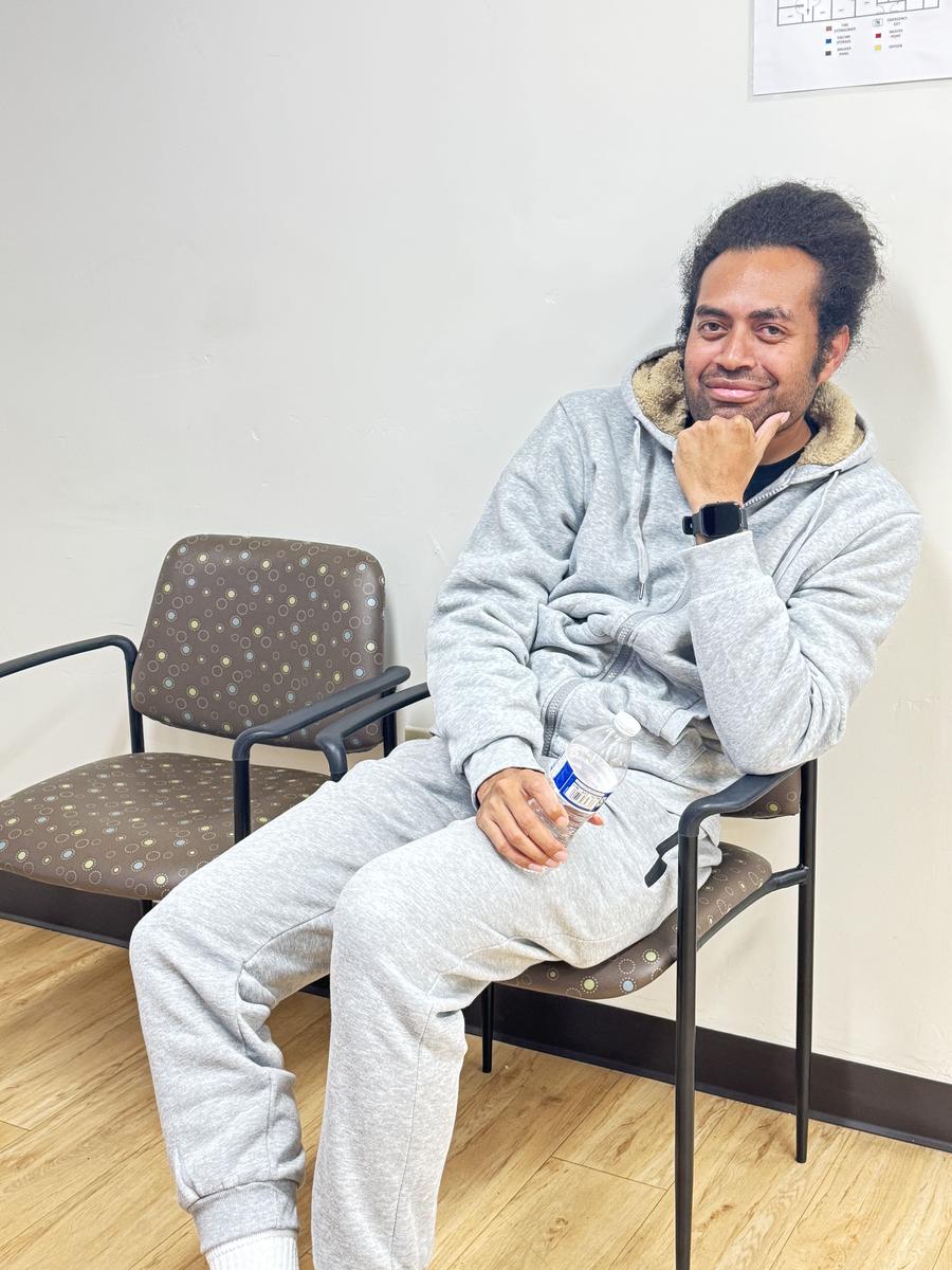 Item: Tech Zip Black-Charcoal-Heather Grey, X-Large