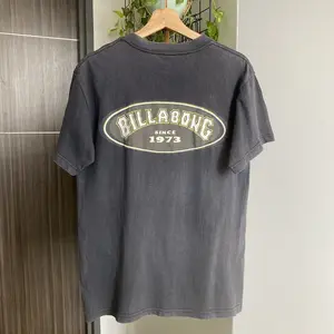 Vintage 90s Billabong Surf ERD GRUNGE TEE - Retro Surf Shirt from the 1990s