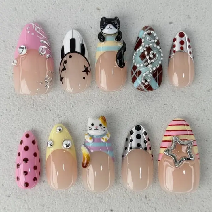 A6 Cute Cat Mix Press-On Nails, 3D Cat Charm and Polka Dot Design, Playful Y2K Style, Everyday Nails, Gift for Her