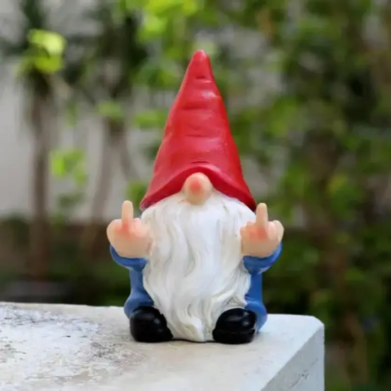 Funny Middle Finger Garden Gnome Statue - Resin Naughty Gnome Figurine for Outdoor Patio Yard Lawn Decor, Exterior Decorative Statues, Weather-Resistant Cheeky Housewarming Gift for Gnome Lovers, Garden Accessories, Resin Sculptures