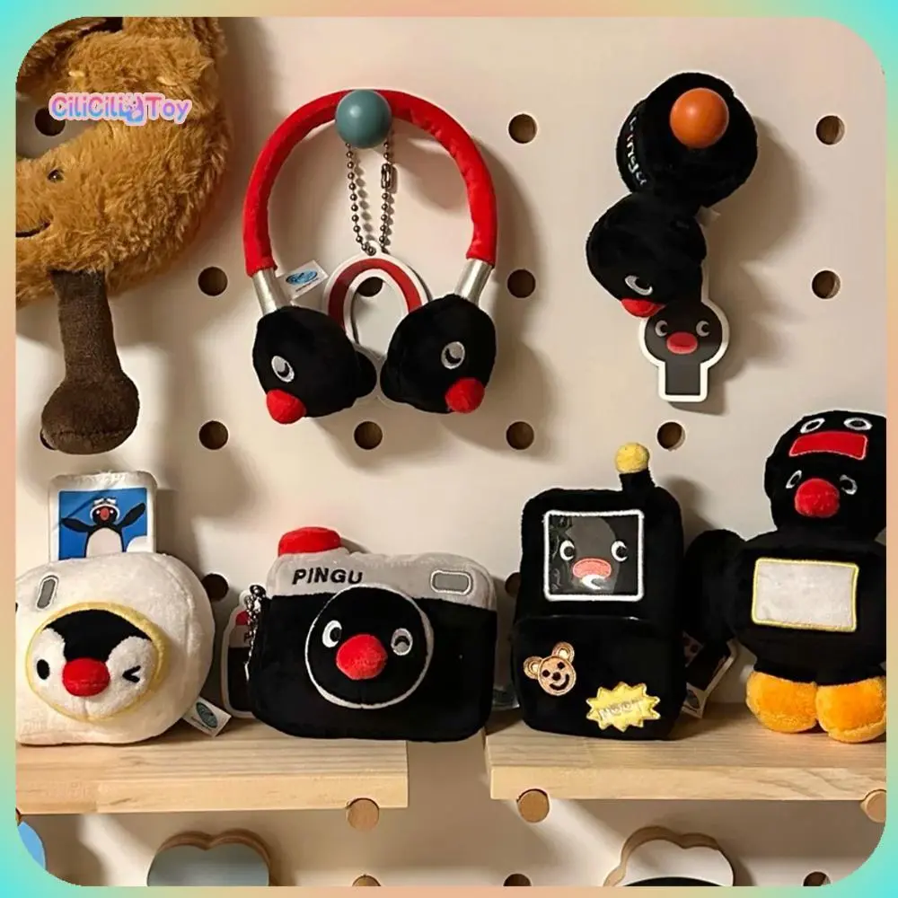 Original Pingu'S Smart Life Series Blind Box Pingu Anime Figures Mystery Box Pingu Robot Headphones Model Doll Decor Custom Gift