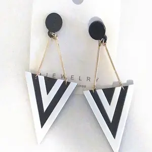 Retro Black & White Earrings