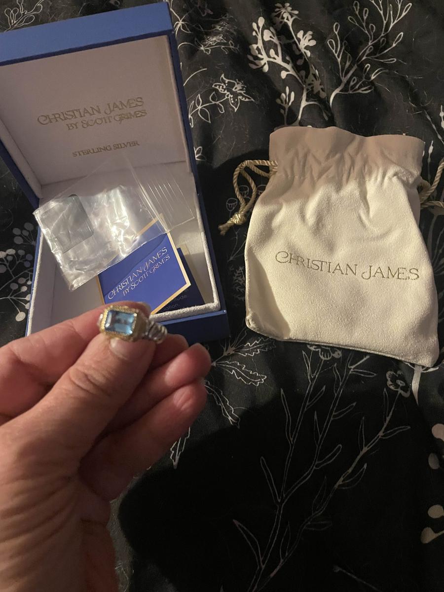 Item: Swiss Blue Topaz, 7