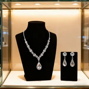Three-piece Set Super Goddess Necklace & Earrings Perfect for Dating Versatile Stylish Complete Look Enhance Your Outfit