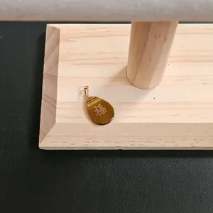 14k gold tiger eye pendant