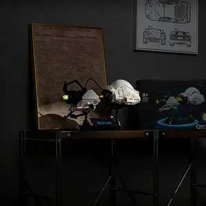 Educational Toy Gun Building Blocks Set, 667pcs Glowing Transfer Gun Model, Kids Holiday Gift, Building Block Sets, Battery Included