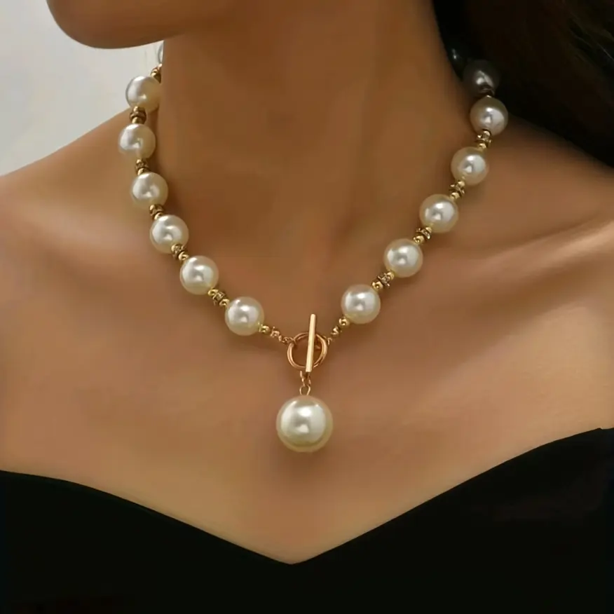 Diamond Imitation Pearl Necklace Elegant Short Clavicle Chain Necklace name plate