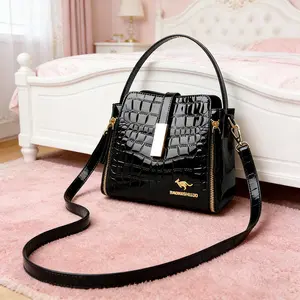 Women’s light luxury crossbody bag, trendy and versatile handbag, durable and elegant women’s bag