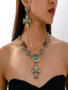 Set of 3 Vintage Bohemian Style Textured Heart and Cross Pendants, Turquoise Inlay, Women's Jewelry, Heart Necklace Set, Elegant and Unique Design