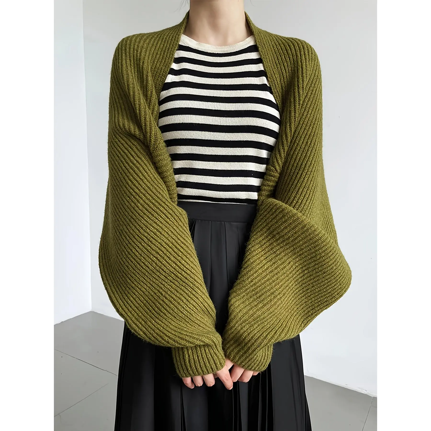 Women'S Olive Green Ribbed Cardigan with Front Button Detail
