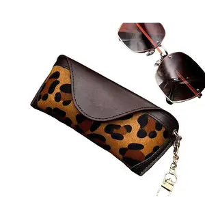 New Stylish Portable Glasses Case for Men and Women, Leopard Print Eyeglasses Pouch, Compact Case for Prescription Glasses and Sunglasses, Portable Sunglasses Organizer