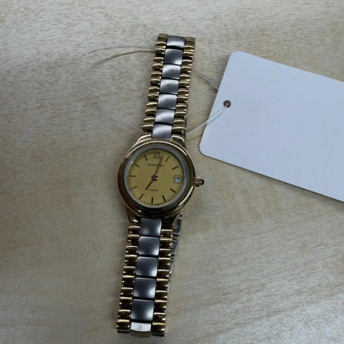 Pre-owned GIVENCHY As Shown Shoulder Bags Two Tone Date Quartz Watch 18cm 12442