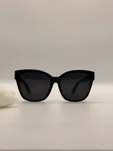 Retro Square Sunglasses with Gradient Lenses, Iconic Green-Red Stripe Arms UV400 Eyewear, Versatile Fashion Shades for Daily & Vacation