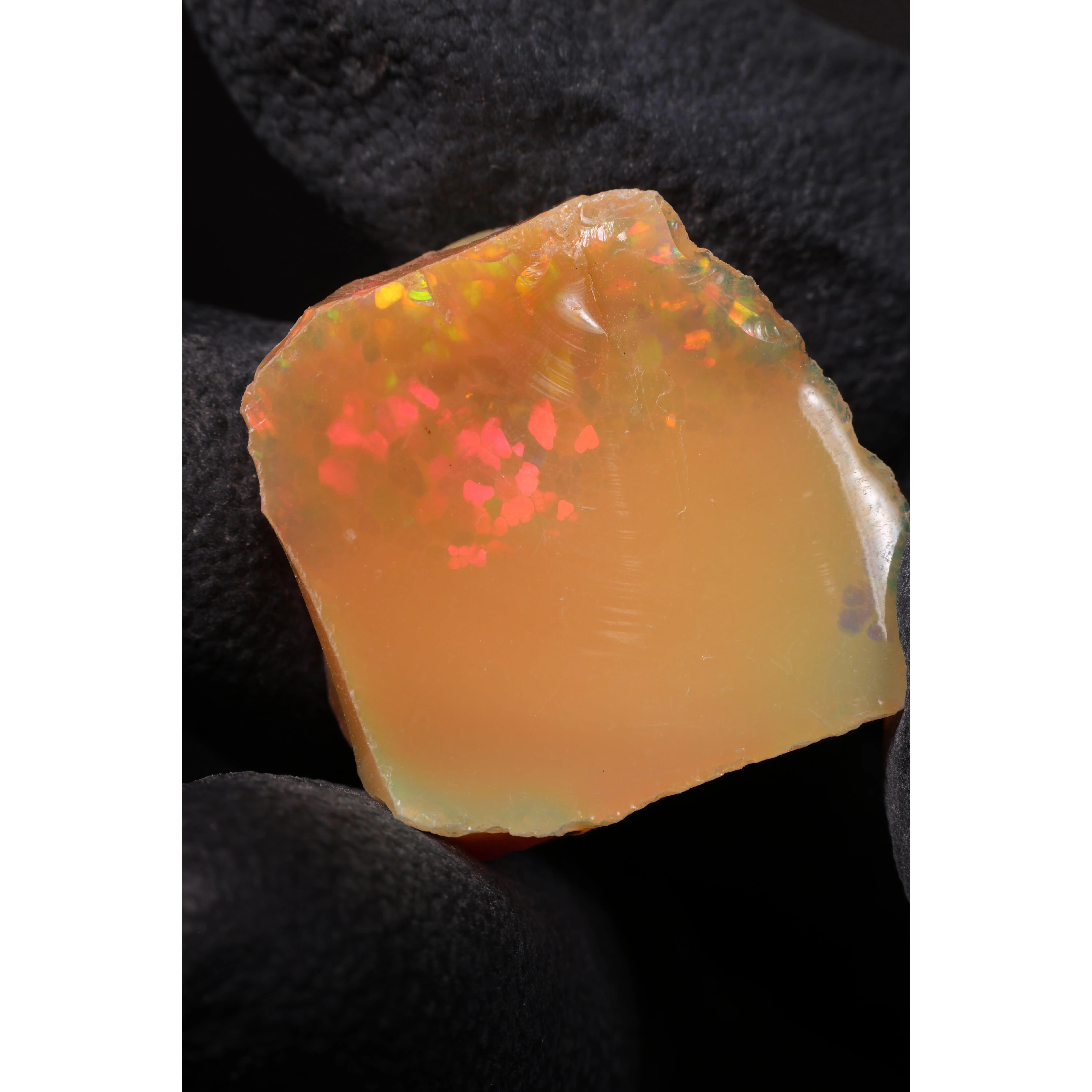4.18g Rough Ethiopian Jewelry Grade Welo Opal