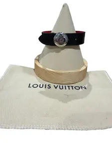 Pre-owned Louis Vuitton Black Monogram Wish Me Luck Leather Bracelet with Dust Bag Perfect for Daily Use