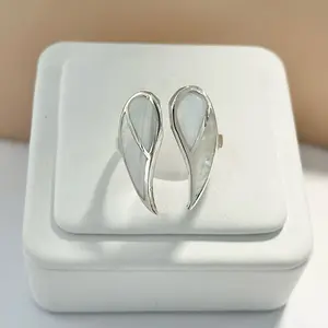 Sterling Silver 925 Mother of Pearl Wings Ring