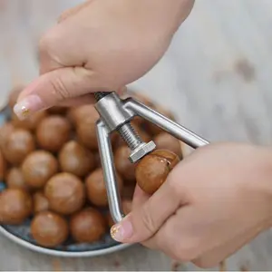Nutcracker Chestnut Clip Nut Cracker Sheller Stainless Steel Portable Nutcracker Chestnut Clip Heavy Duty Kitchen Crumbled Tools