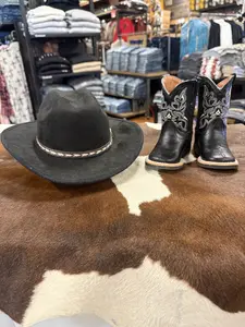 Newborn ( Black ) Suede Cowboy Hat X Boots