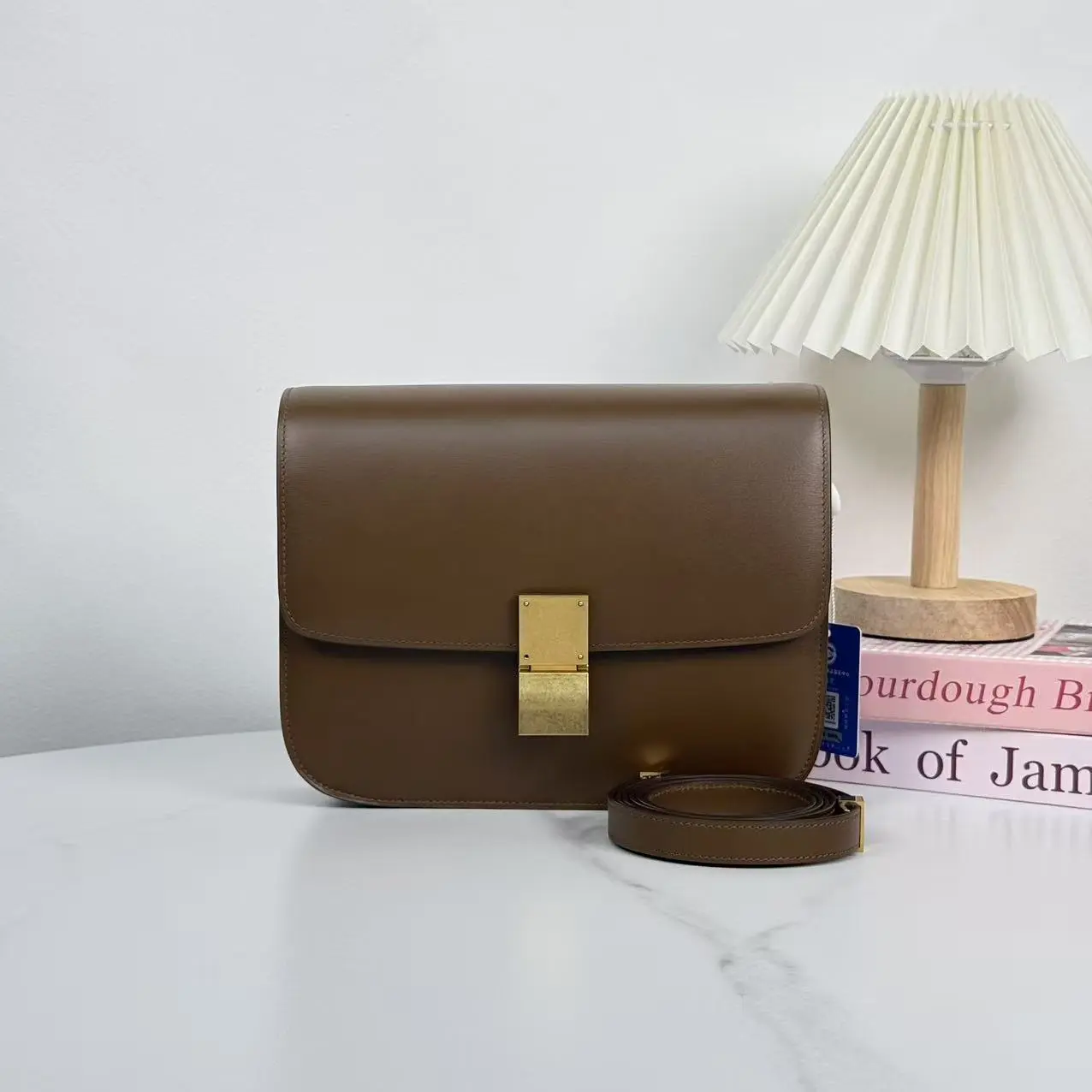 Pre-owned Celine Classic Medium Box Bag