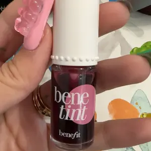 Product Review of Benefit Cosmetics Benetint Liquid Cheek Blush Stain & Lip Tint from L**🔥