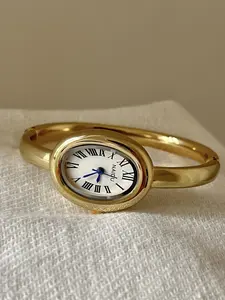 Vintage Style Women's Watch, Elegant Oval Dial, Retro Design, Perfect Gift for Valentine's Day, Daily Wear, Birthdays & Parties
