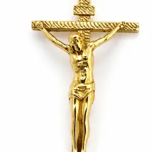 10k Gold Jesus Christ Pendant 1 inch artesanal