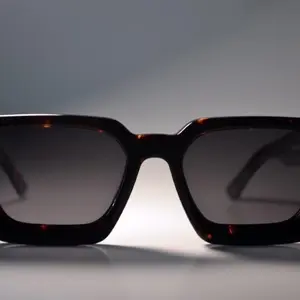 XHALE LENS ‘STATEMEMT’ (Brown Tortoise)