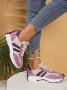 Fashionable Women Walking Shoes Low Top Casual Sneakers Breathable and Supportive for Daily Use