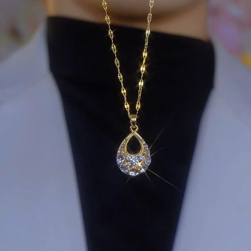 Light Luxury White Water Drop Necklace for Women, Gold Internet Celebrity Versatile Collarbone Chain, New Fashion Pendant, Light Luxury Titanium Steel DZXL3987