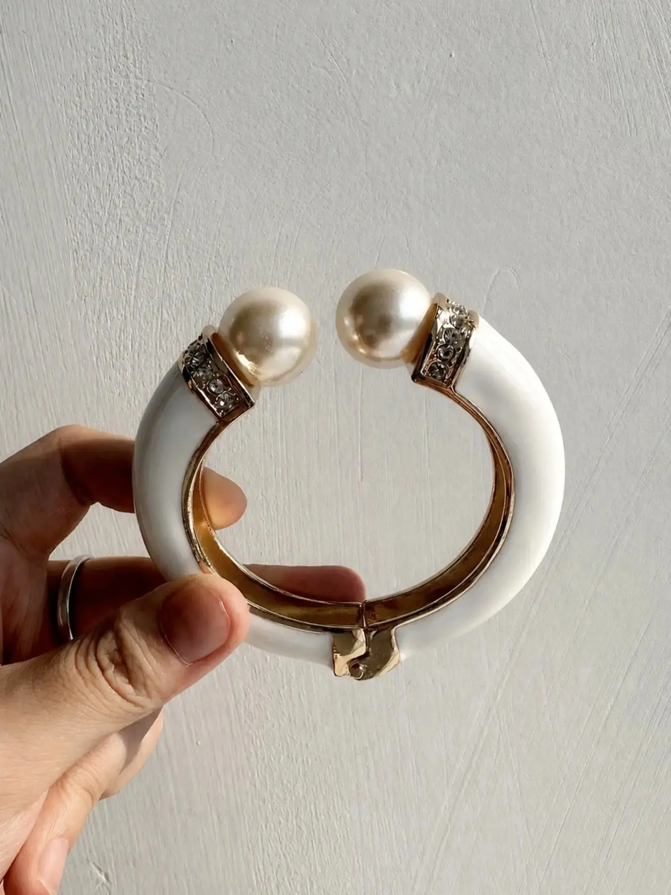 Oversized Pearl Bracelet, Exaggerated Geometric Chunky Resin Bangle, & Striped Enamel Jewelry for Women, Trendy Accessory