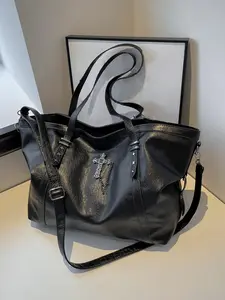 Sweet and cool niche casual tote bag, simple retro texture large capacity shoulder bag with cross decoration design, can accommodate tablets and files, suitable for commuting and shopping, Crossbody shoulder handbag