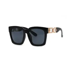 Mad Shade Gold Chain Detail Oversized Classic Square Sunglasses #15