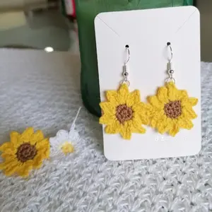 Sunflower earrings/ aretes de girasol/Jewellery/Crochet earrings/sunflowers Female Female