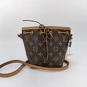 Pre-owned Louis Vuitton leather Shoulder Bags Monogram Nano Noe Shoulder Bag JX0012 NO2