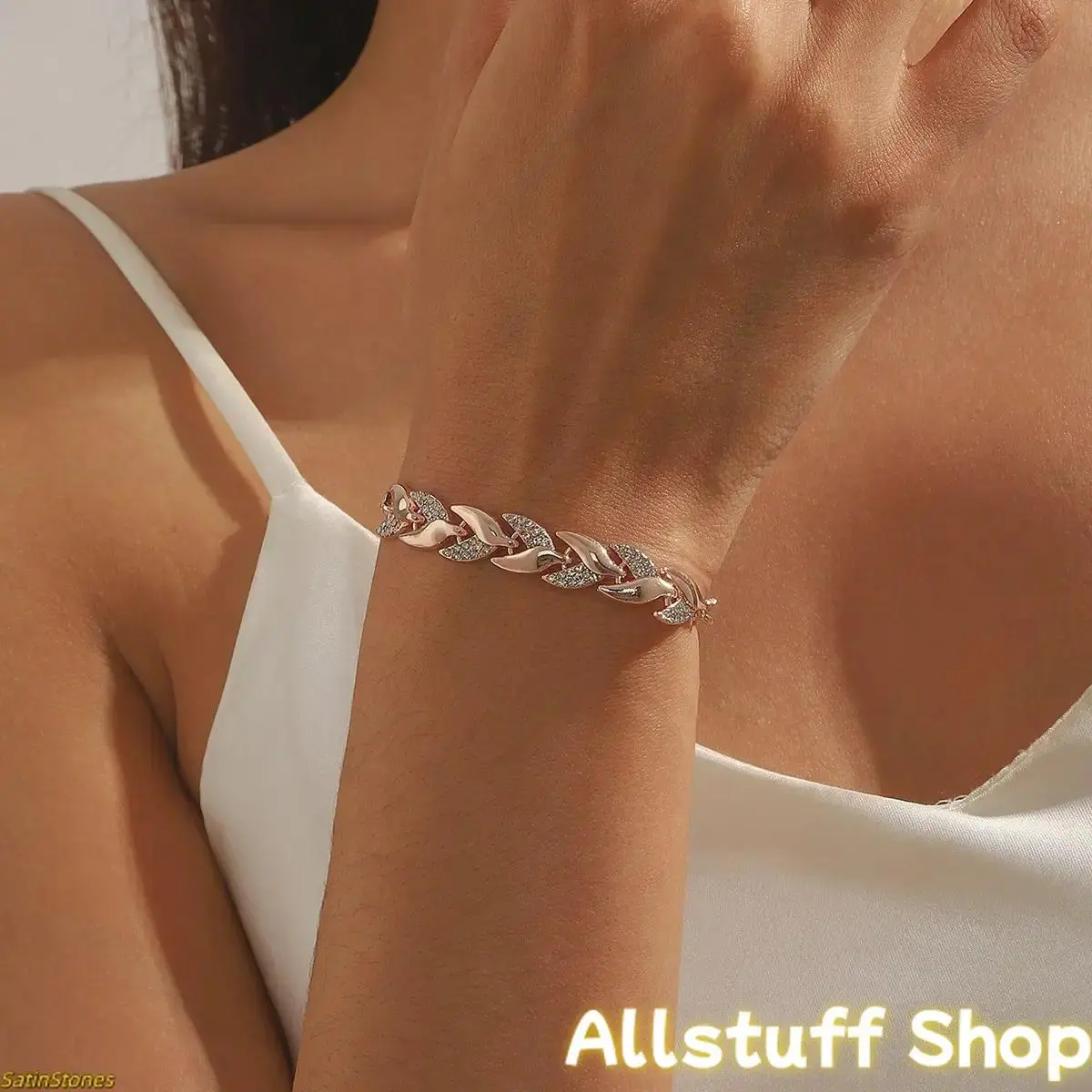 Women's Fishtail Shape Bangle with Encrusted Rhinestones, Sophisticated Jewelry for Formal Party Occasions, Female, Elegant, Light Luxury, Alloy, Diamond-Like Gems
