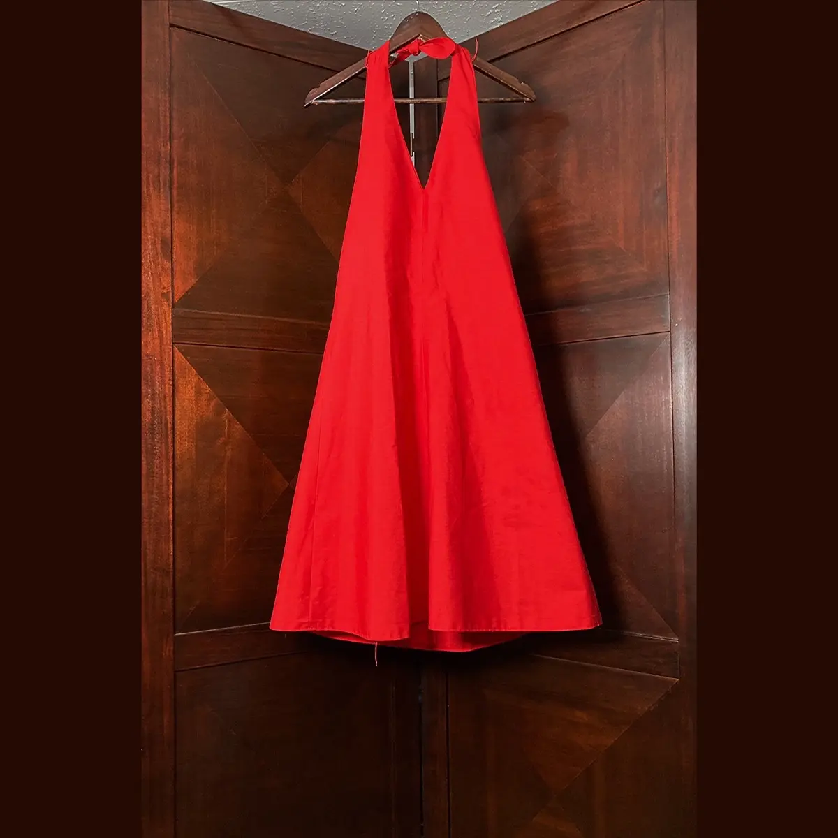 Vintage Red Halter Dress Women's Size XXS/Girls' M-L, 70's Bright Red  A-Line Halter Dress Slim-fitting V-Neck - TikTok Shop