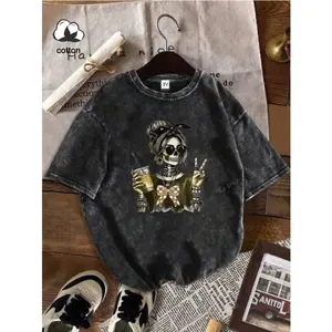 Women's Fun Print Hip-Hop "Halloween Ghost Girl"Personalized Pattern Print Street, Vintage Fashion Commuting Versatile Y2k Men's Women's Clothing, Niche Punk Style Black Round Neck Short-Sleeved Washed T-Shirt