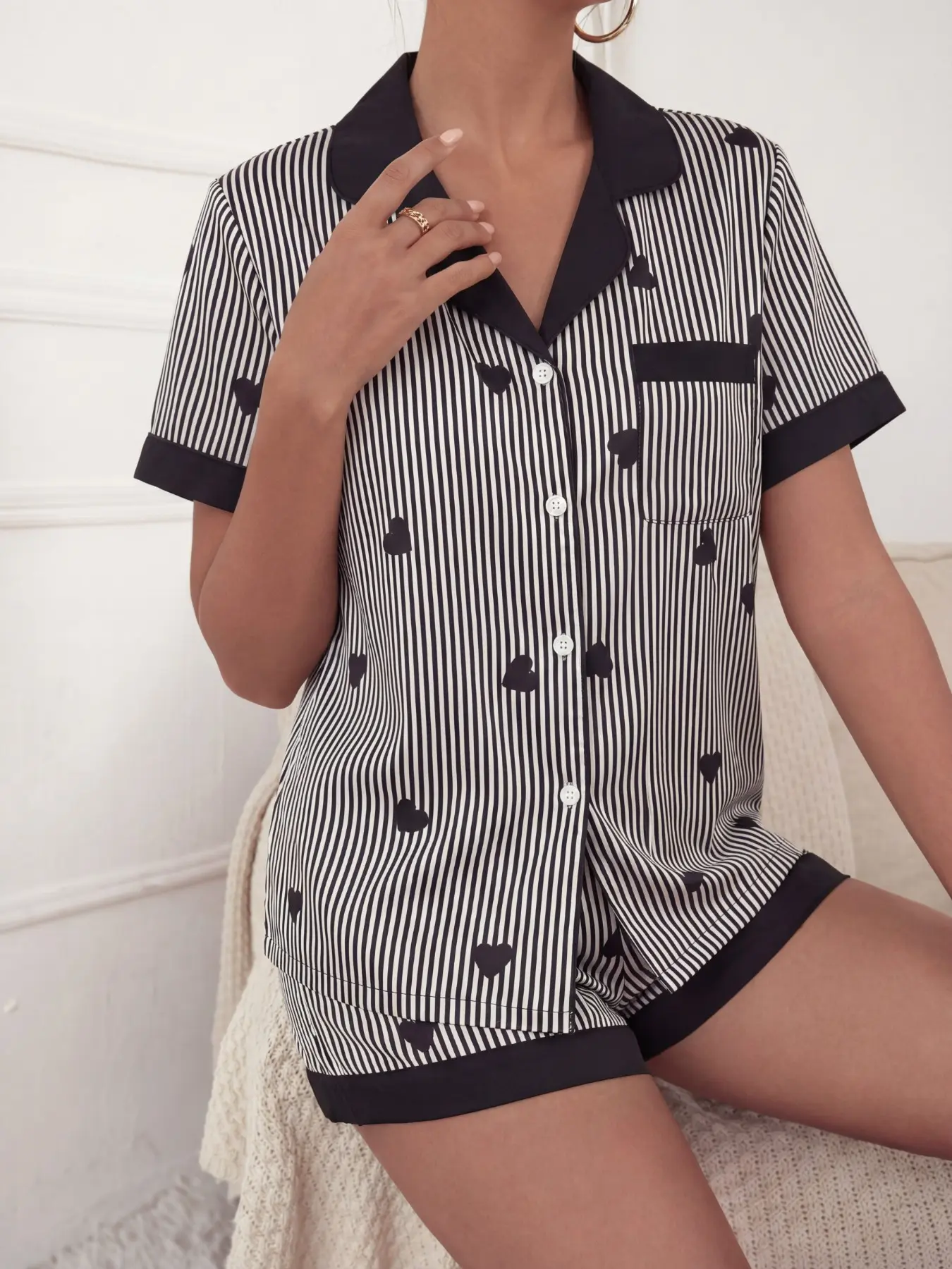 Striped Heart Print - Black