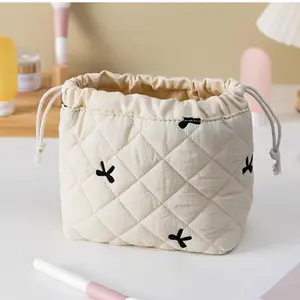 Quilted Drawstring Makeup Bag - Soft Fabric with Quilted Design, Ideal for Convenient Storage and Organization