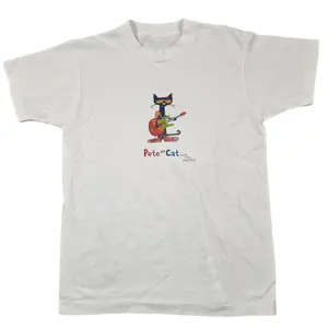 Vintage Style Y2K Pete The Cat Playing Guitar Graphic Tshirt- Vintage Graphic Tee -  Unisex Menswear & Womenswear - Streetwear Tops - Casual Cotton Crewneck Shortsleeve Tshirt