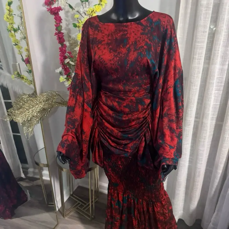 Women's 2-Piece African Print Casual Matching Set - Longsleeve Top, Skirt, Lady-Friendly Accessories, Stylish Design