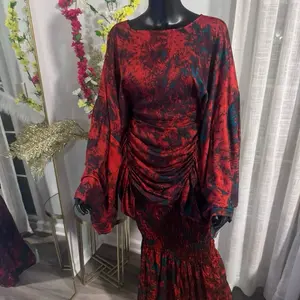 Women's Trendy Fashion 2-Piece African Print Casual Clothes Set - Longsleeves Top, Skirt, Lady-Friendly Accessories, Stylish Design