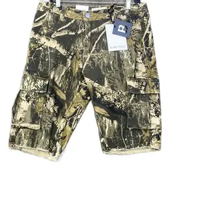 Men's Camo Shorts - Camouflage Pattern, Adjustable Fit, Two Pockets, Ideal for Outdoor Activities - Menswear