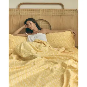 Floral Sheets - Yellow Floral Bed Sheet Set - 1 Flat, 1 Fitted & 2 Pillowcases w/ Deep Pockets - Comfy, Wrinkle & Fade Free - Boho Botanical Bedding - Ultra-Soft, Breathable & Cooling - Queen Size Set
