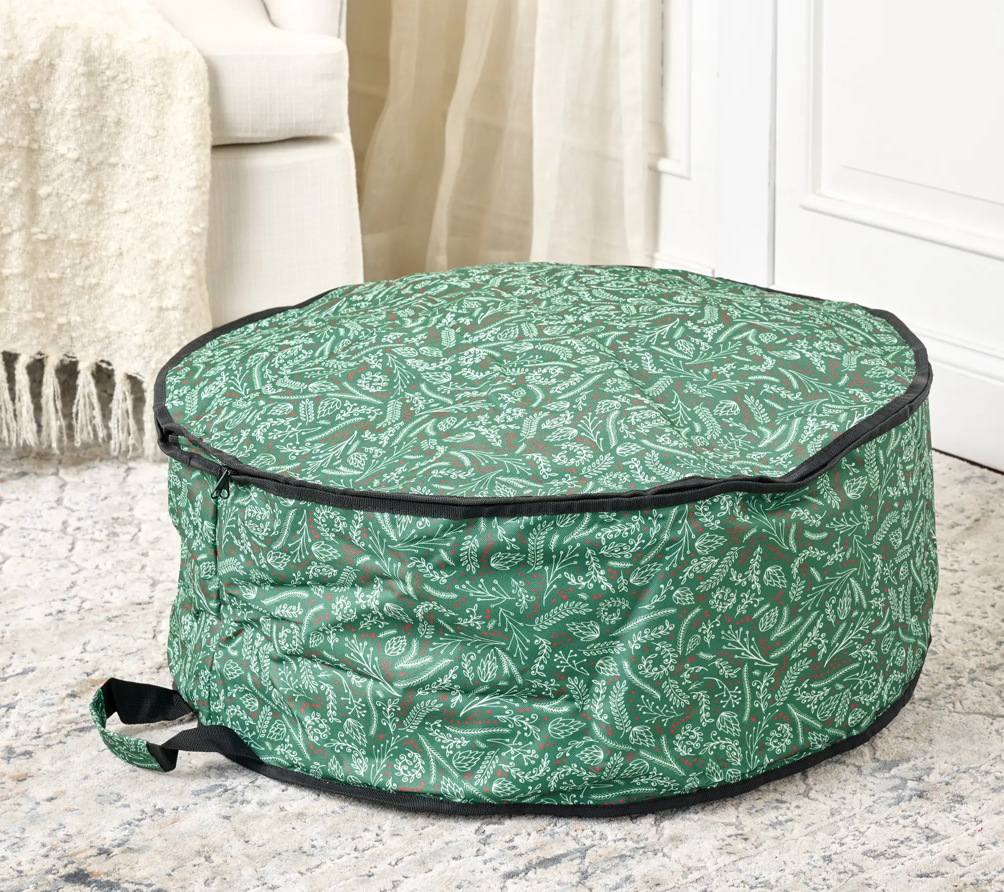 Primrose Hill 26" Oversized Wreath Storage Bag