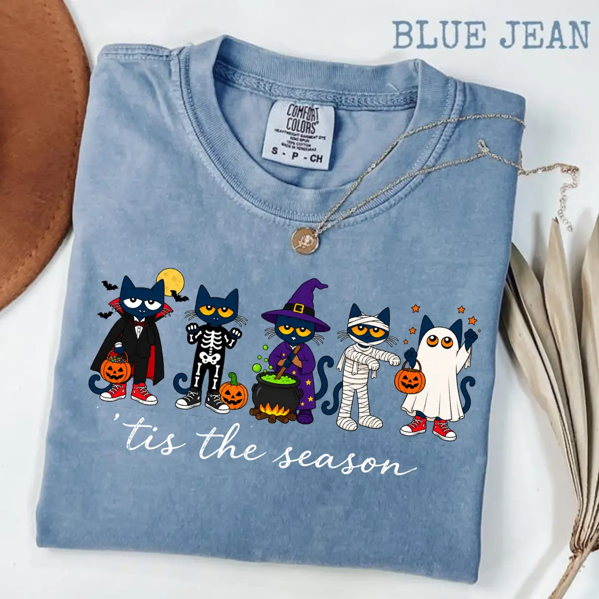 Comfort Color Pete The Cat tis the season TShirt – Funny School Teacher Shirt, halloween design shirt, Kidcore Cartoon Top, Cute Graphic Tee, Aesthetic Streetwear Casual, Soft Cotton Unisex