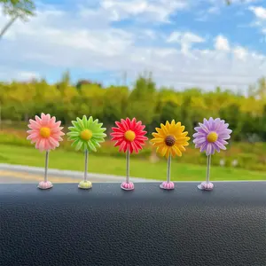 Cute Sunflower Headshake Car Dashboard Ornament, Adorable Rearview Mirror Decoration, Decorative Car Accessory for Interior Design, Car Trinkets, Car Ornaments
